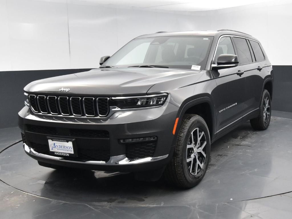 new 2025 Jeep Grand Cherokee L car, priced at $45,295