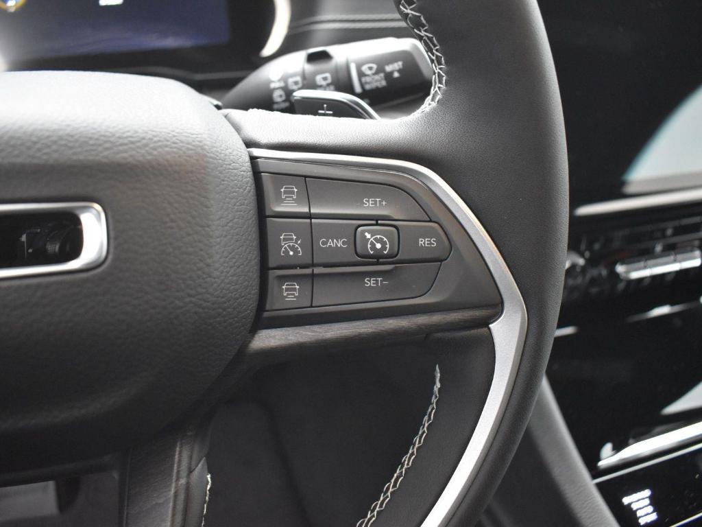 new 2025 Jeep Grand Cherokee L car, priced at $47,105