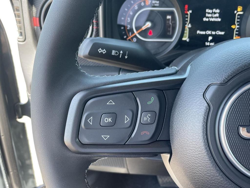 new 2025 Jeep Gladiator car, priced at $55,253