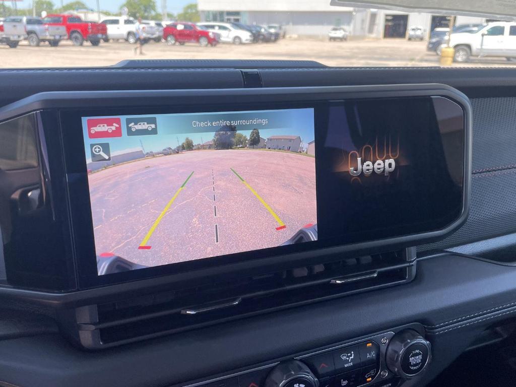 new 2025 Jeep Gladiator car, priced at $55,253