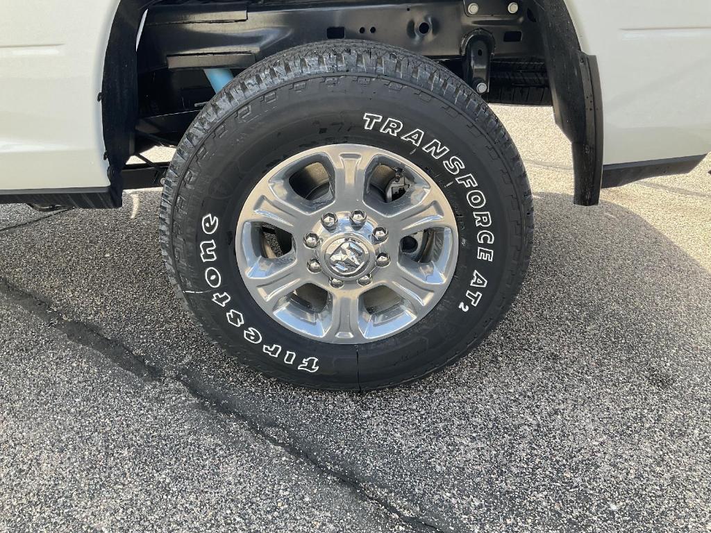 new 2025 Ram 2500 car, priced at $70,123