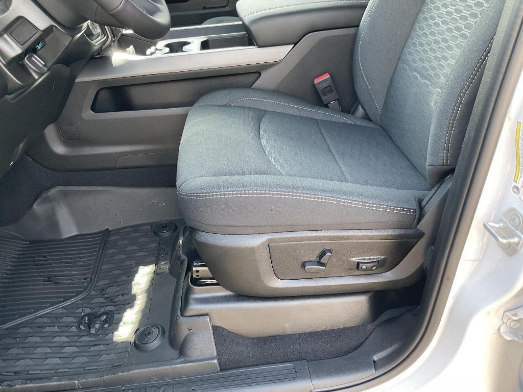 new 2025 Ram 2500 car, priced at $70,123