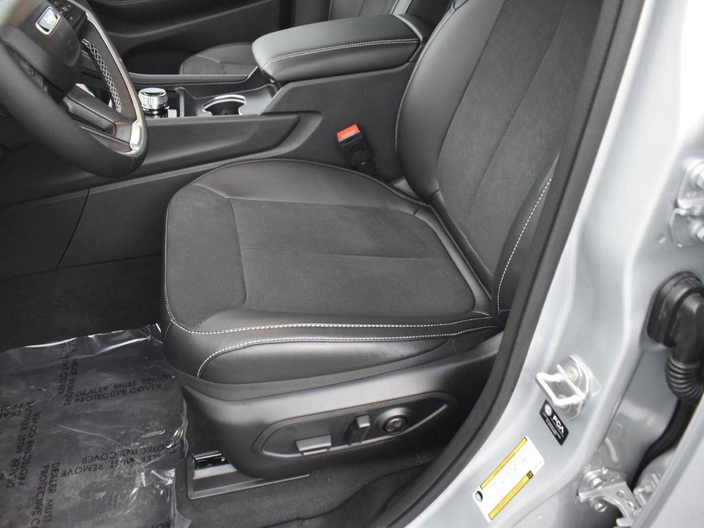 new 2025 Jeep Grand Cherokee L car, priced at $43,523