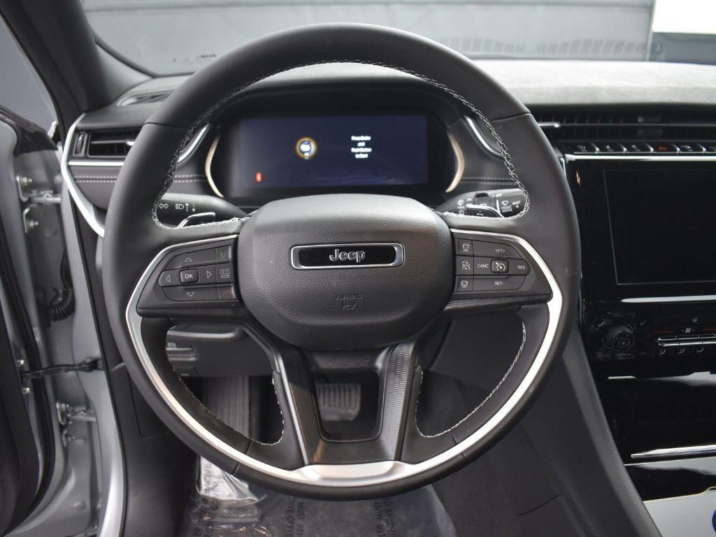 new 2025 Jeep Grand Cherokee L car, priced at $43,523