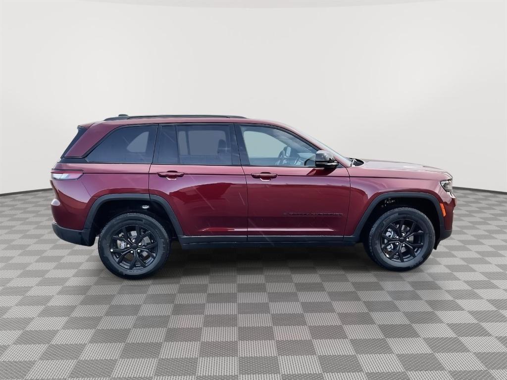 new 2025 Jeep Grand Cherokee car, priced at $41,853