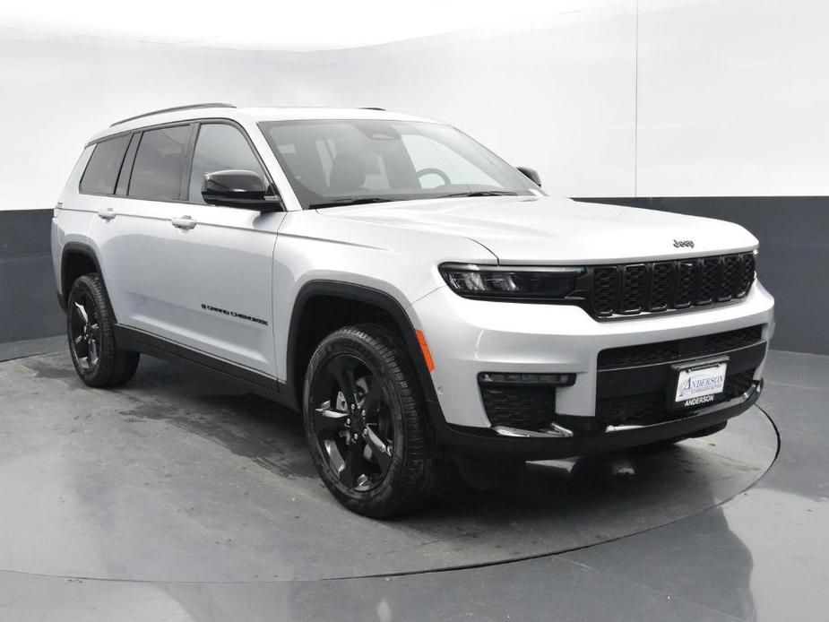 new 2024 Jeep Grand Cherokee L car, priced at $54,307