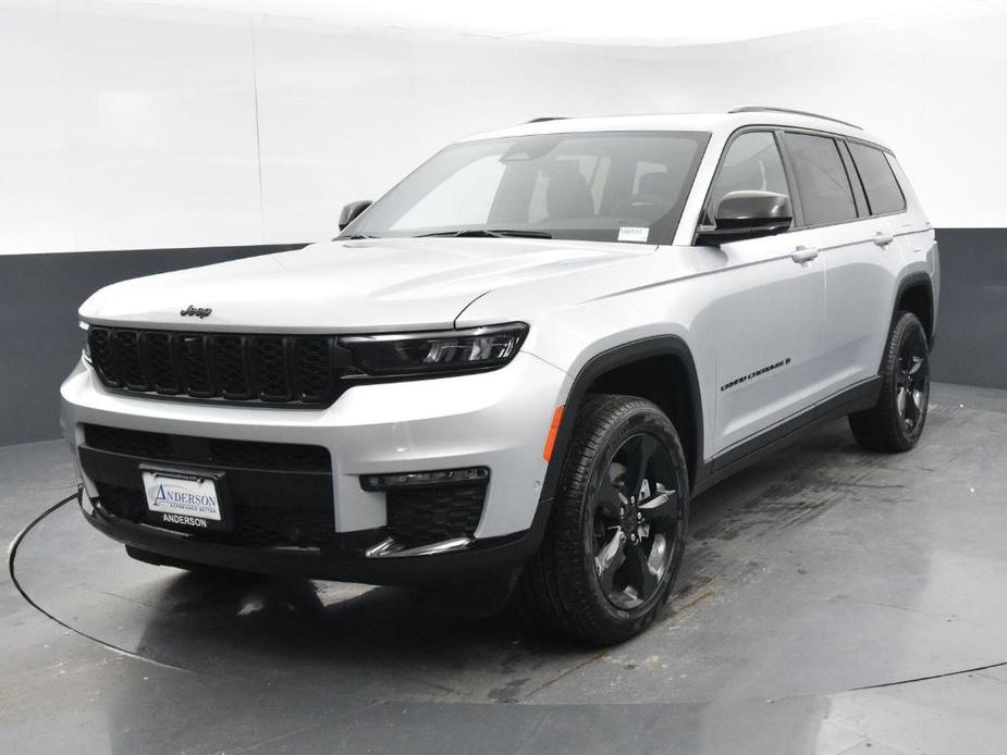 new 2024 Jeep Grand Cherokee L car, priced at $54,307