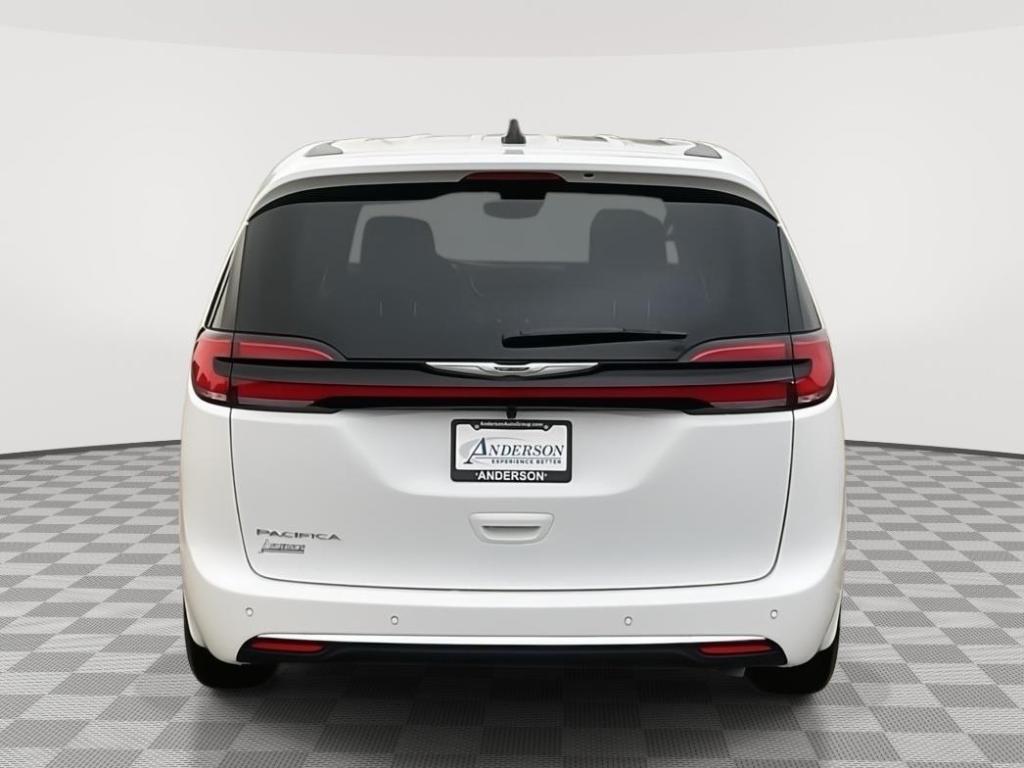 new 2026 Chrysler Pacifica car, priced at $42,172