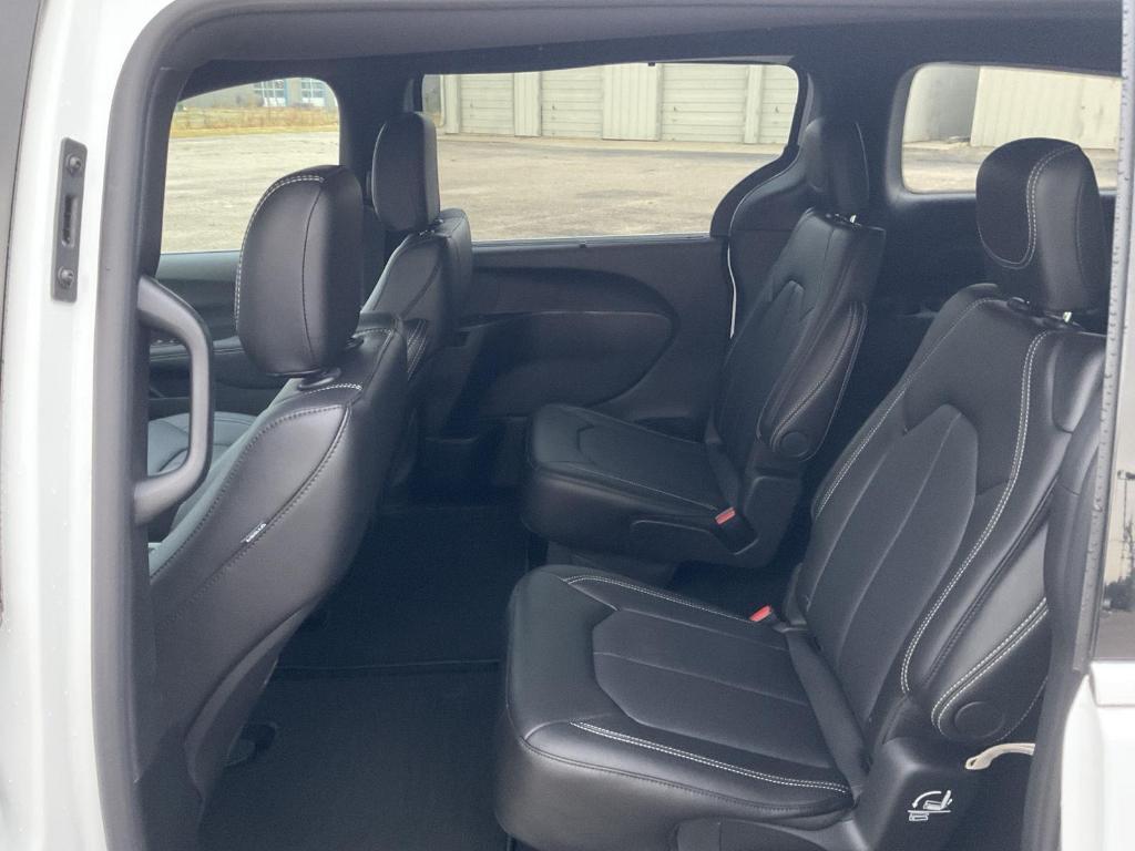 new 2026 Chrysler Pacifica car, priced at $42,172