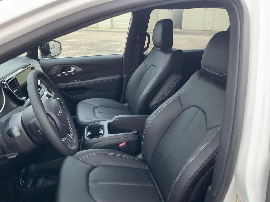 new 2026 Chrysler Pacifica car, priced at $42,172