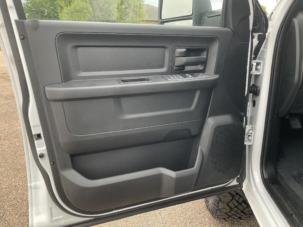 new 2025 Ram 2500 car, priced at $60,061