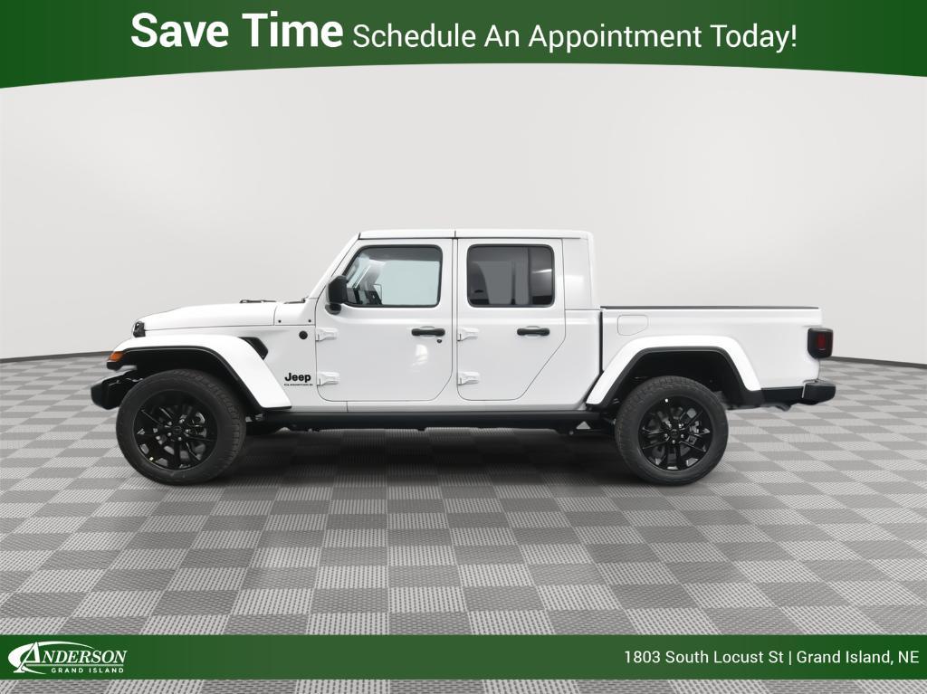 new 2025 Jeep Gladiator car, priced at $42,285