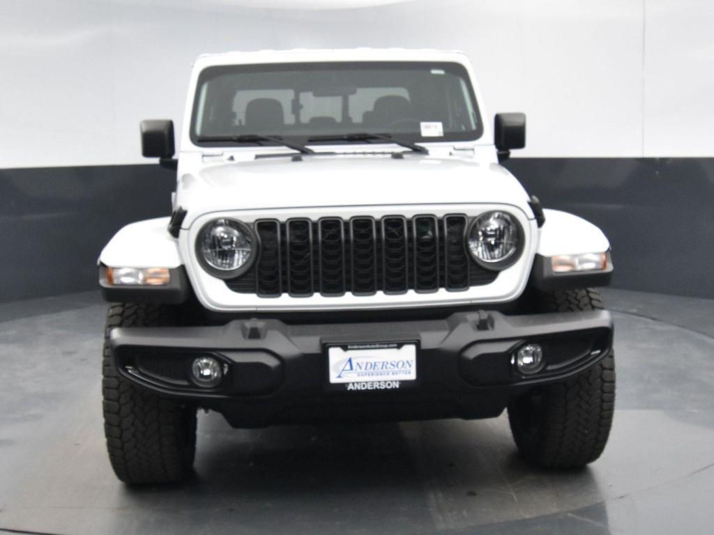 new 2025 Jeep Gladiator car, priced at $40,785