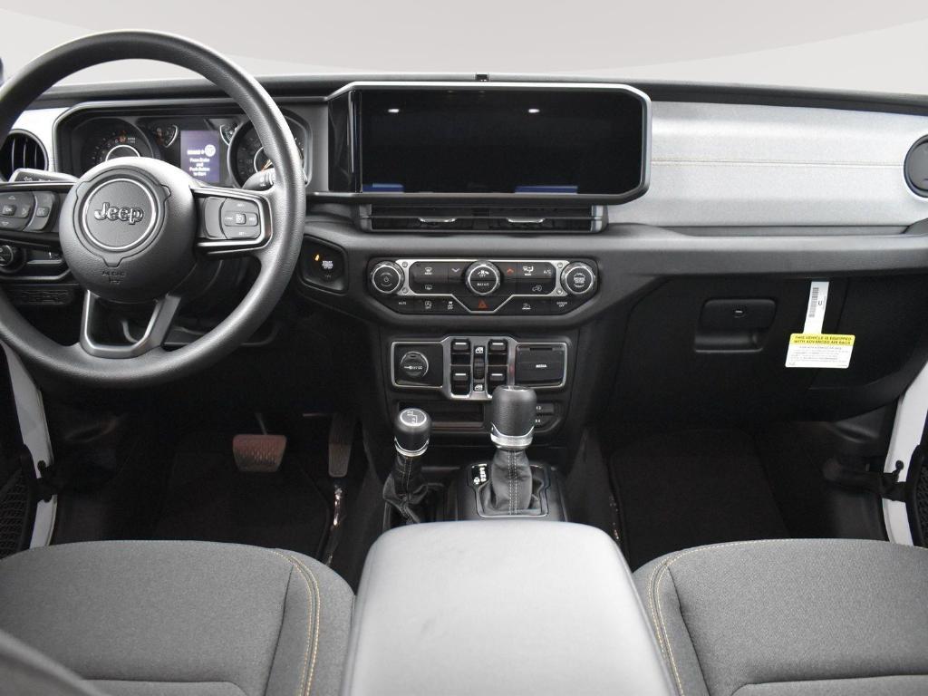 new 2025 Jeep Gladiator car, priced at $42,285