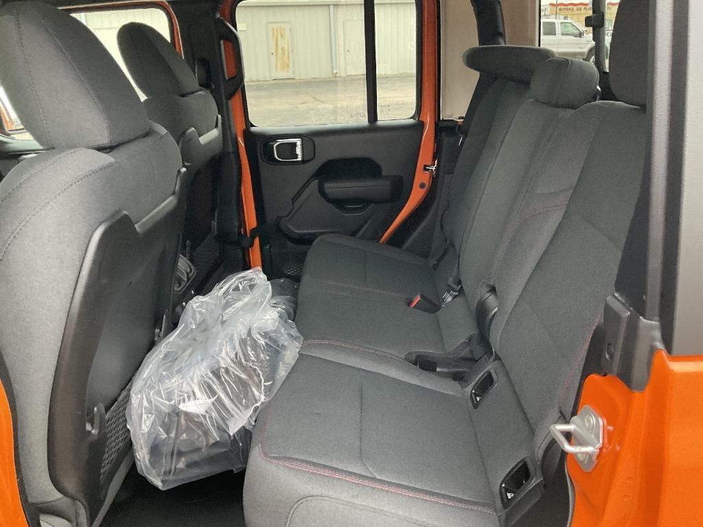 new 2025 Jeep Gladiator car, priced at $49,432