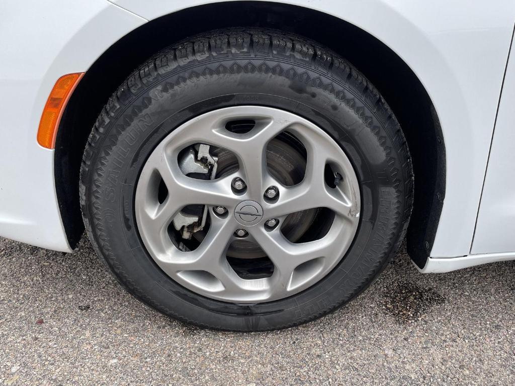 used 2023 Chrysler Pacifica car, priced at $26,973