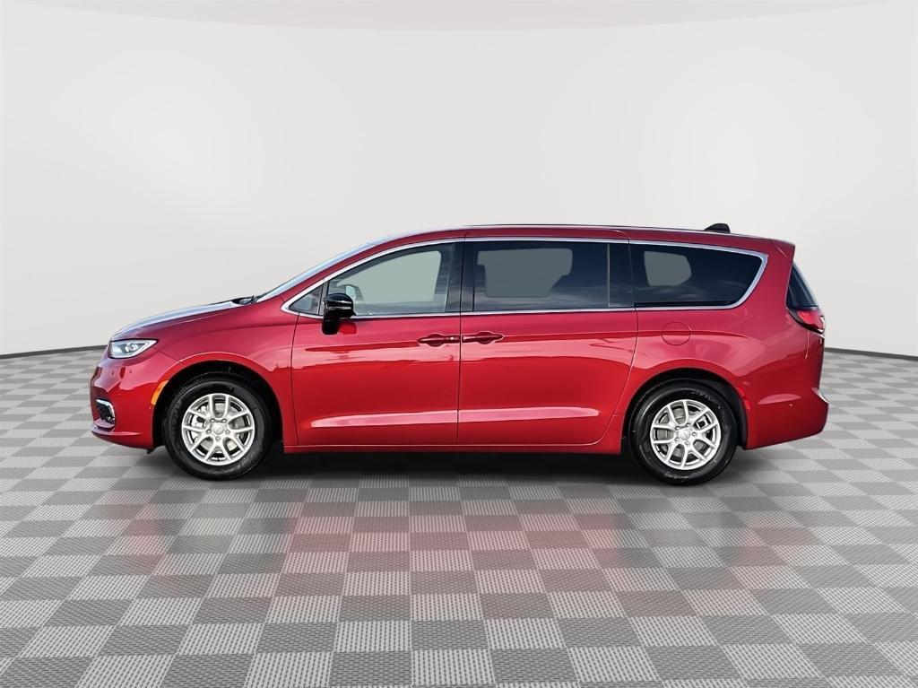 new 2025 Chrysler Pacifica car, priced at $42,612