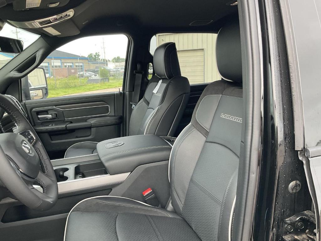 new 2025 Ram 3500 car, priced at $87,120