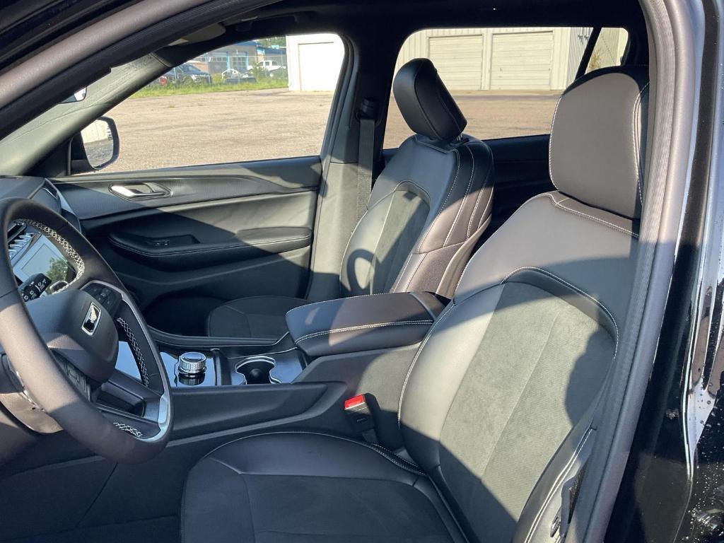 new 2025 Jeep Grand Cherokee L car, priced at $44,269