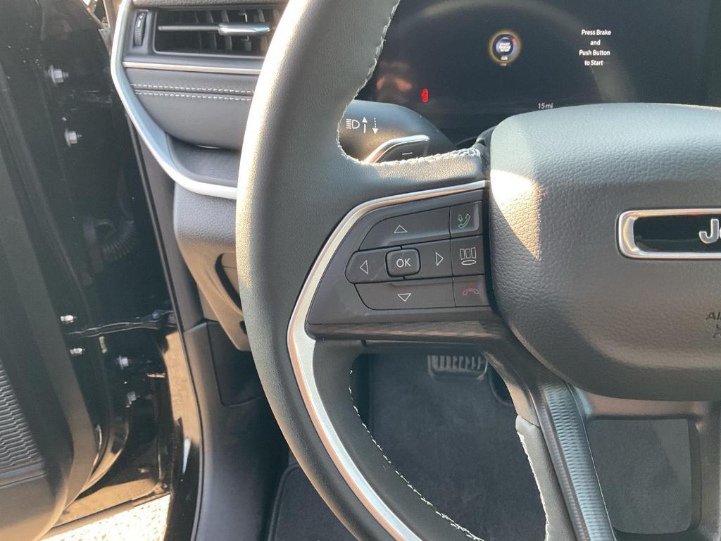 new 2025 Jeep Grand Cherokee L car, priced at $44,269