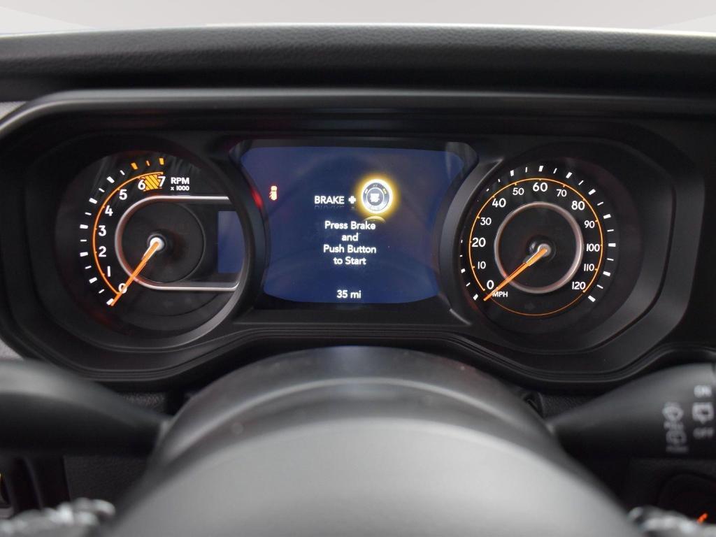 new 2025 Jeep Wrangler car, priced at $47,385