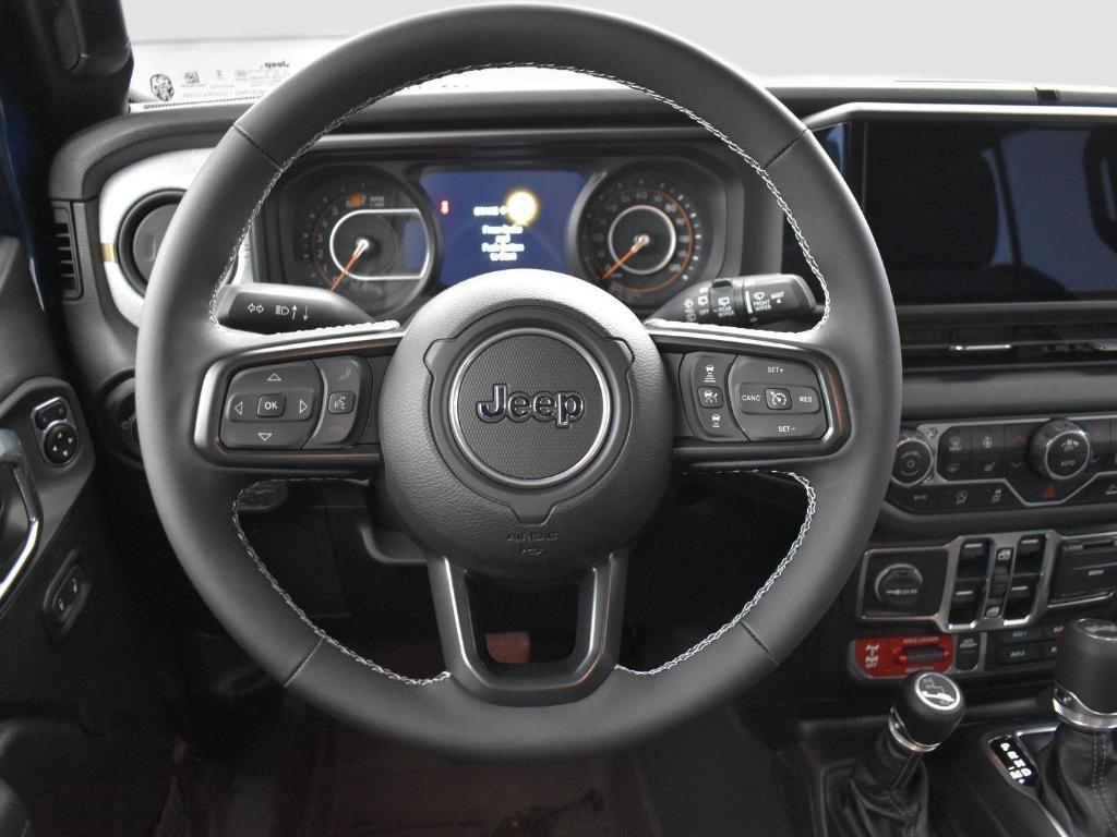new 2025 Jeep Wrangler car, priced at $47,385