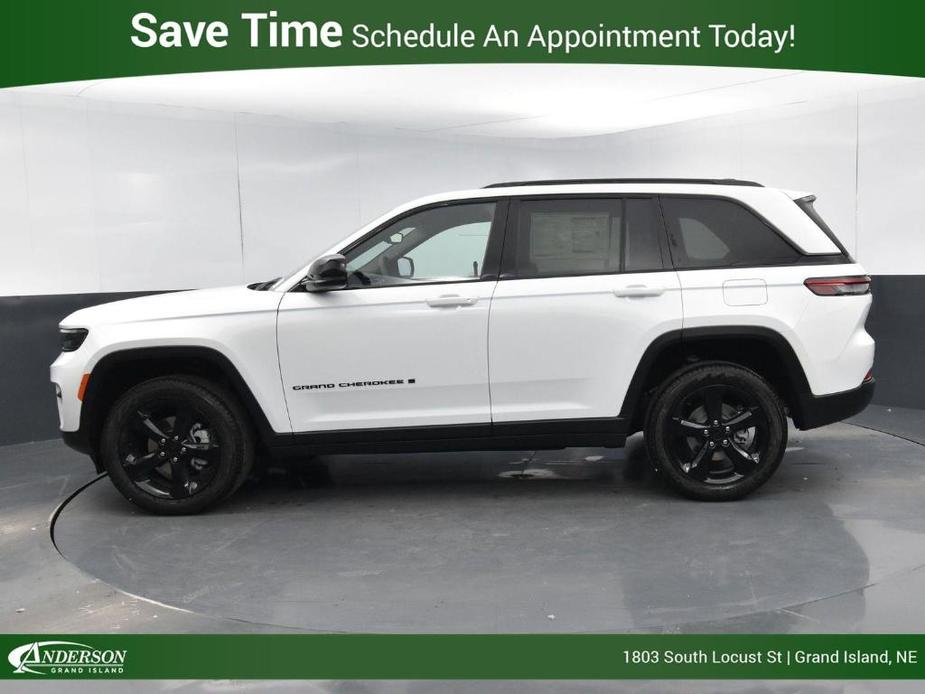 new 2025 Jeep Grand Cherokee car, priced at $50,435