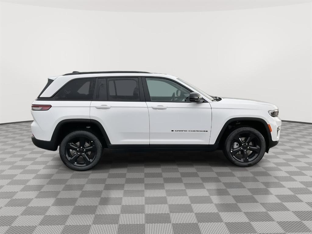 new 2025 Jeep Grand Cherokee car, priced at $47,925