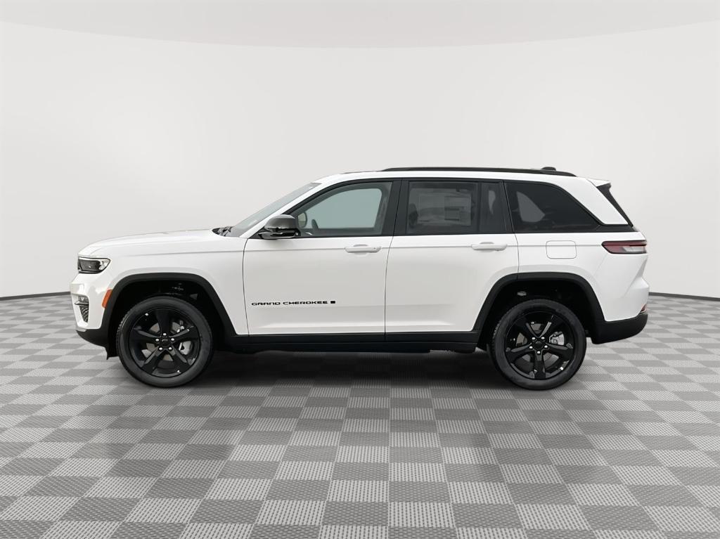 new 2025 Jeep Grand Cherokee car, priced at $47,925