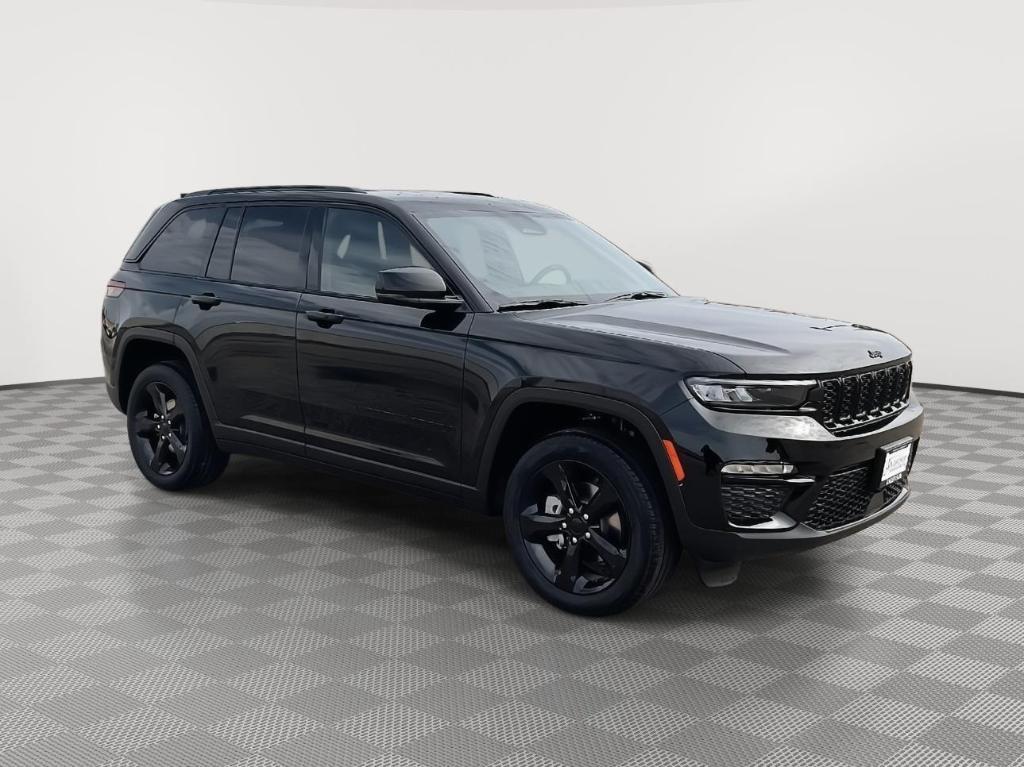 new 2025 Jeep Grand Cherokee car, priced at $46,285