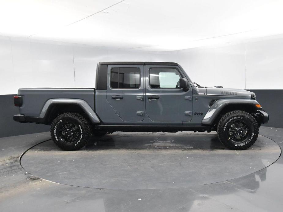 new 2025 Jeep Gladiator car, priced at $48,735