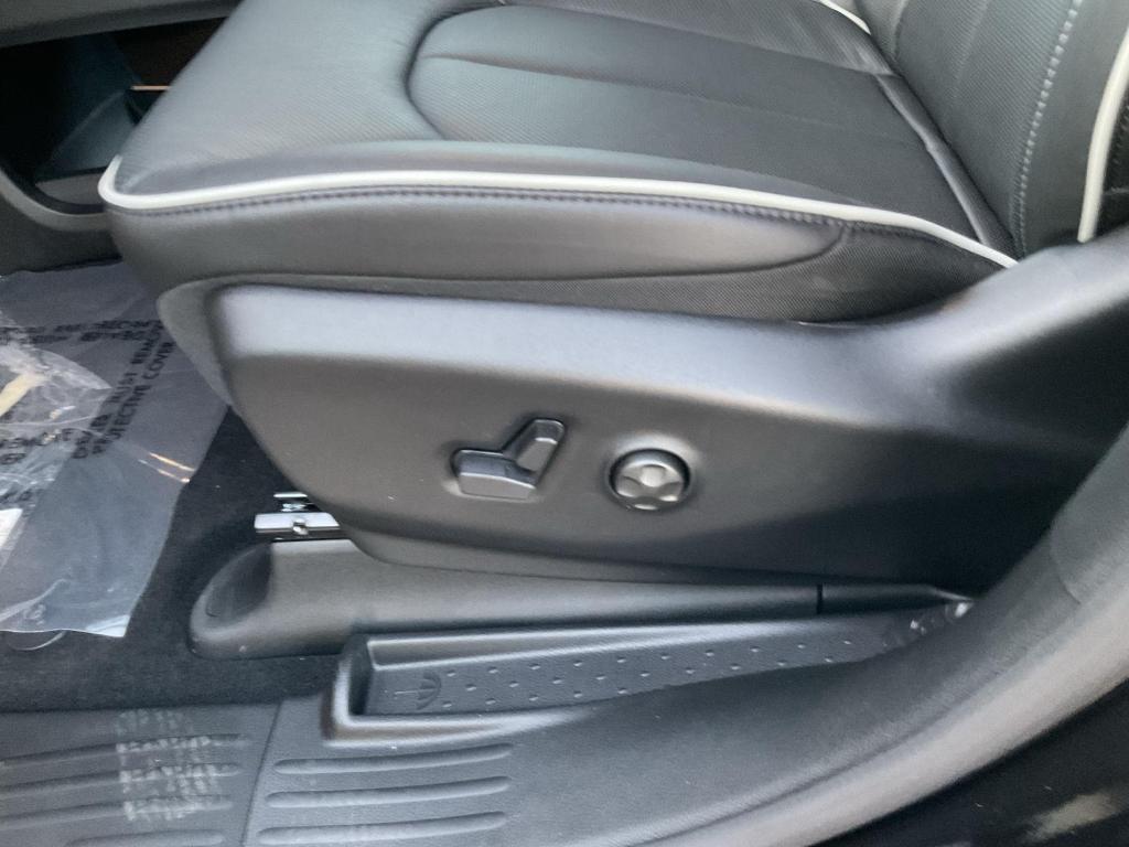 new 2026 Chrysler Pacifica car, priced at $51,666