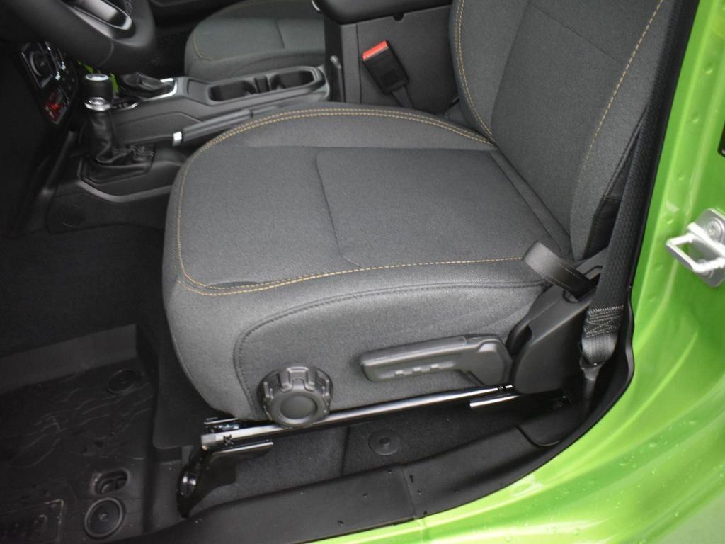 new 2025 Jeep Wrangler car, priced at $52,670