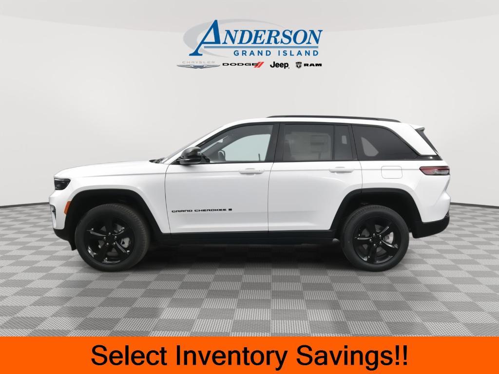 new 2025 Jeep Grand Cherokee car, priced at $43,275