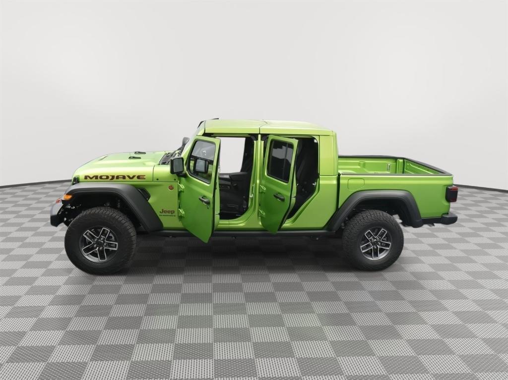 new 2025 Jeep Gladiator car, priced at $49,362