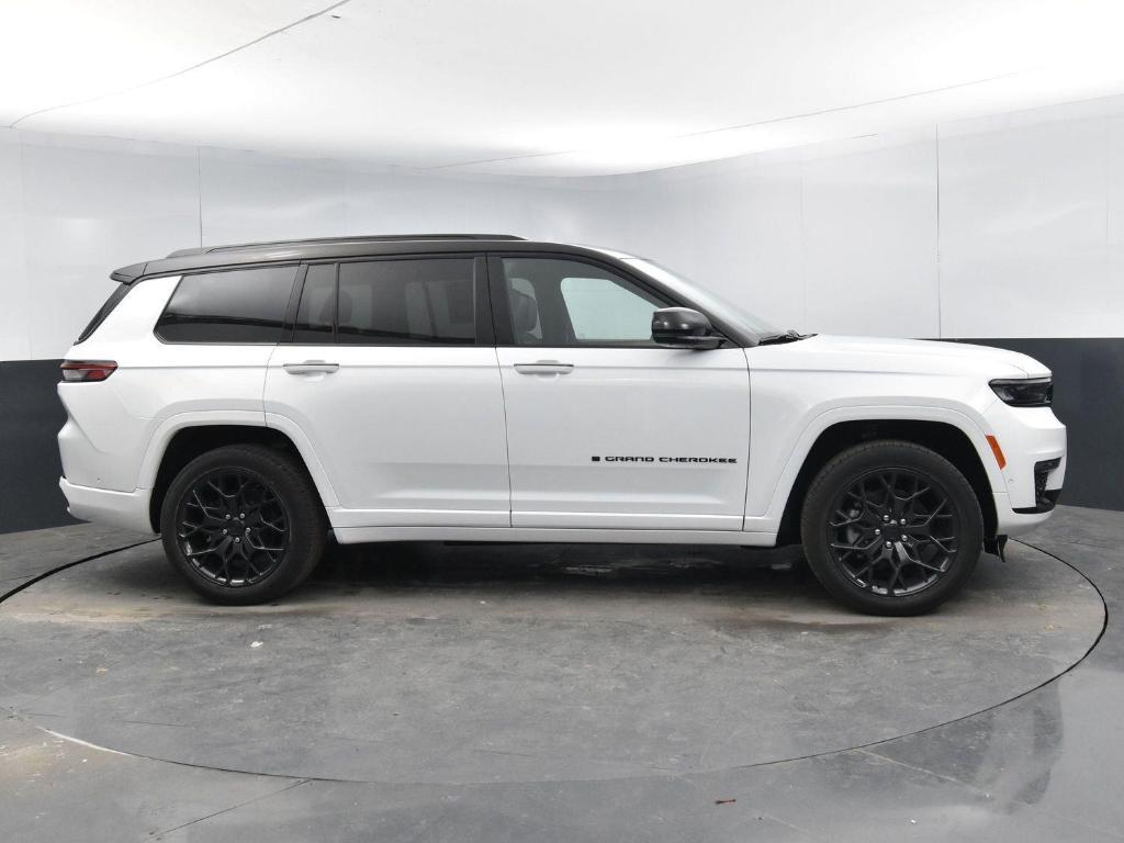 new 2025 Jeep Grand Cherokee L car, priced at $62,380