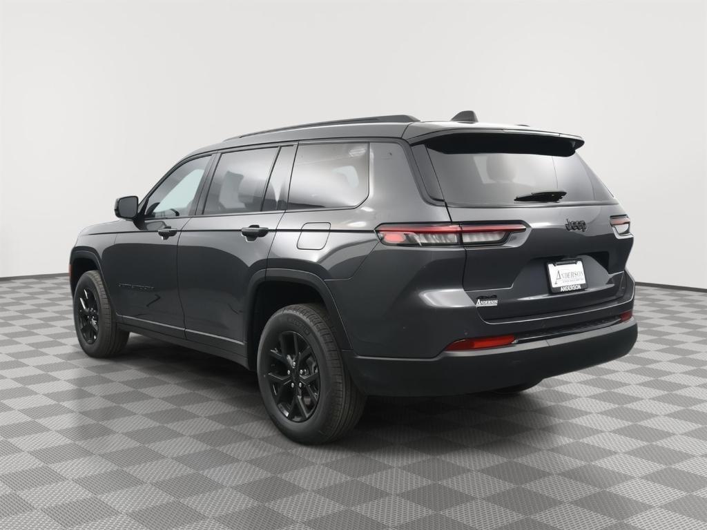 new 2025 Jeep Grand Cherokee L car, priced at $41,174