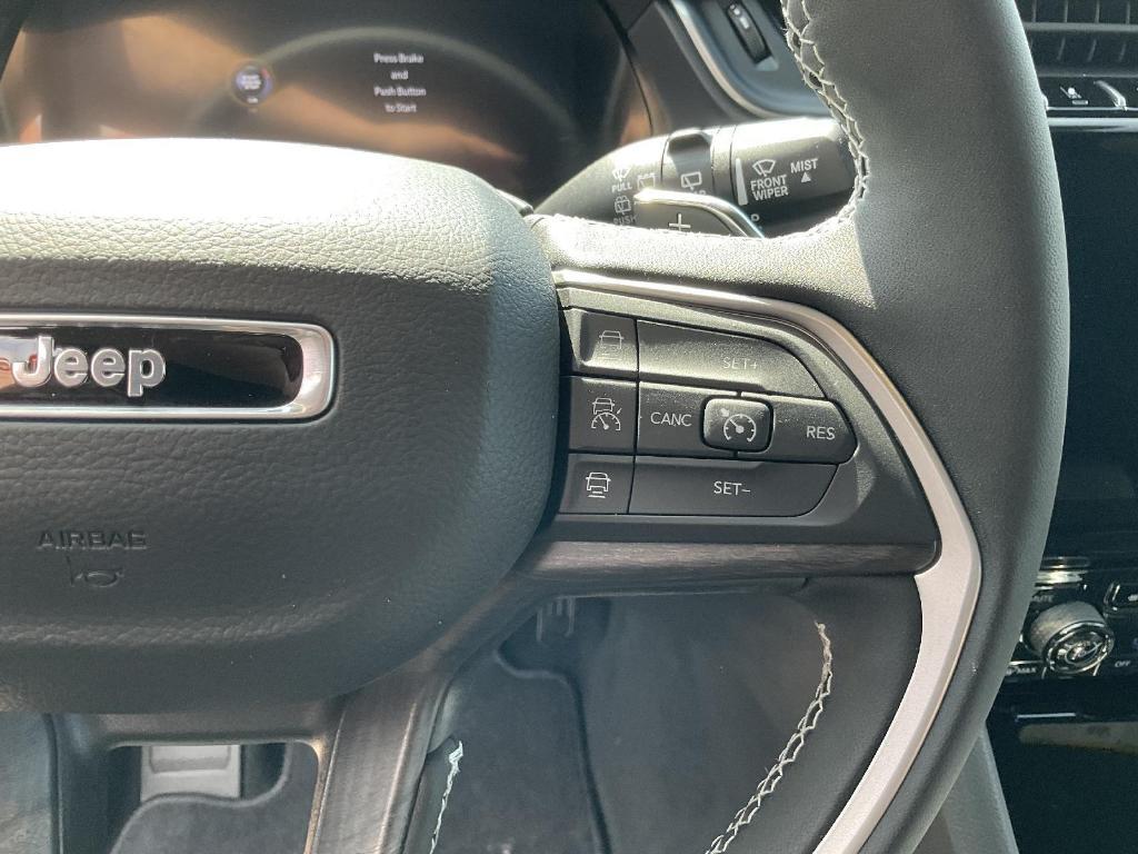 new 2025 Jeep Grand Cherokee L car, priced at $45,816