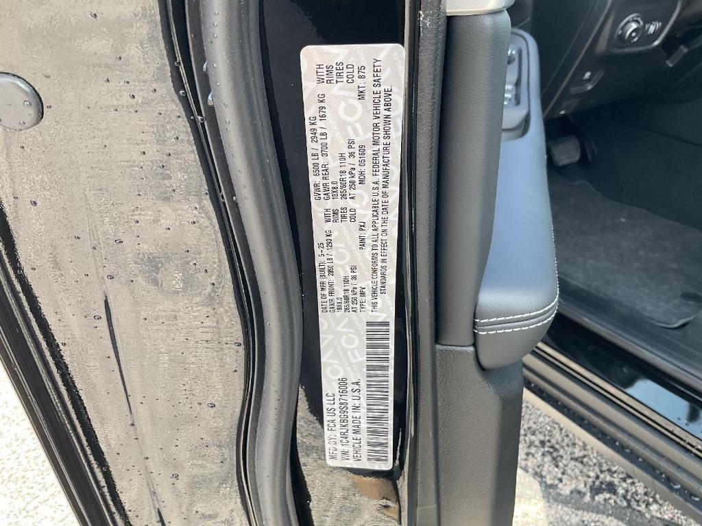 new 2025 Jeep Grand Cherokee L car, priced at $45,816