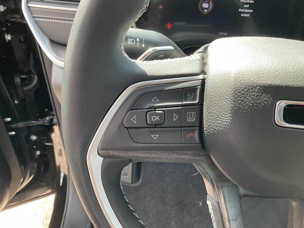 new 2025 Jeep Grand Cherokee L car, priced at $45,816