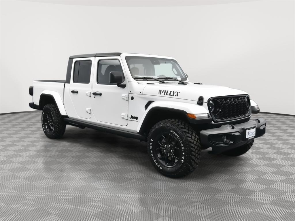 new 2025 Jeep Gladiator car, priced at $49,085