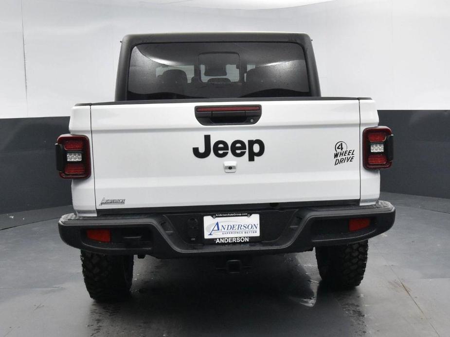 new 2025 Jeep Gladiator car, priced at $47,585