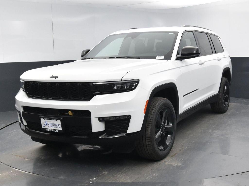 new 2025 Jeep Grand Cherokee L car, priced at $47,425