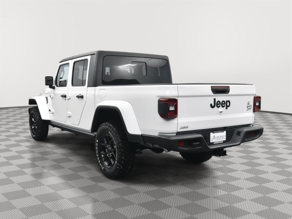 used 2024 Jeep Gladiator car, priced at $40,000