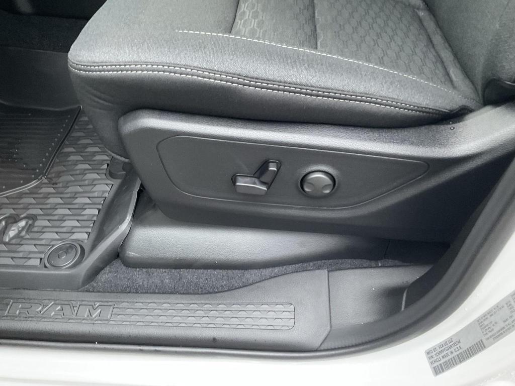 new 2025 Ram 1500 car, priced at $48,345
