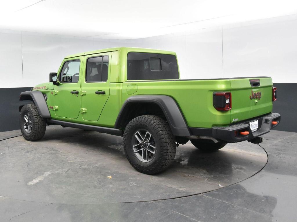 new 2025 Jeep Gladiator car, priced at $55,150