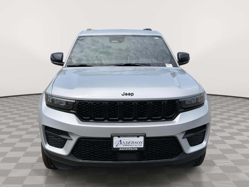 new 2025 Jeep Grand Cherokee car, priced at $41,853