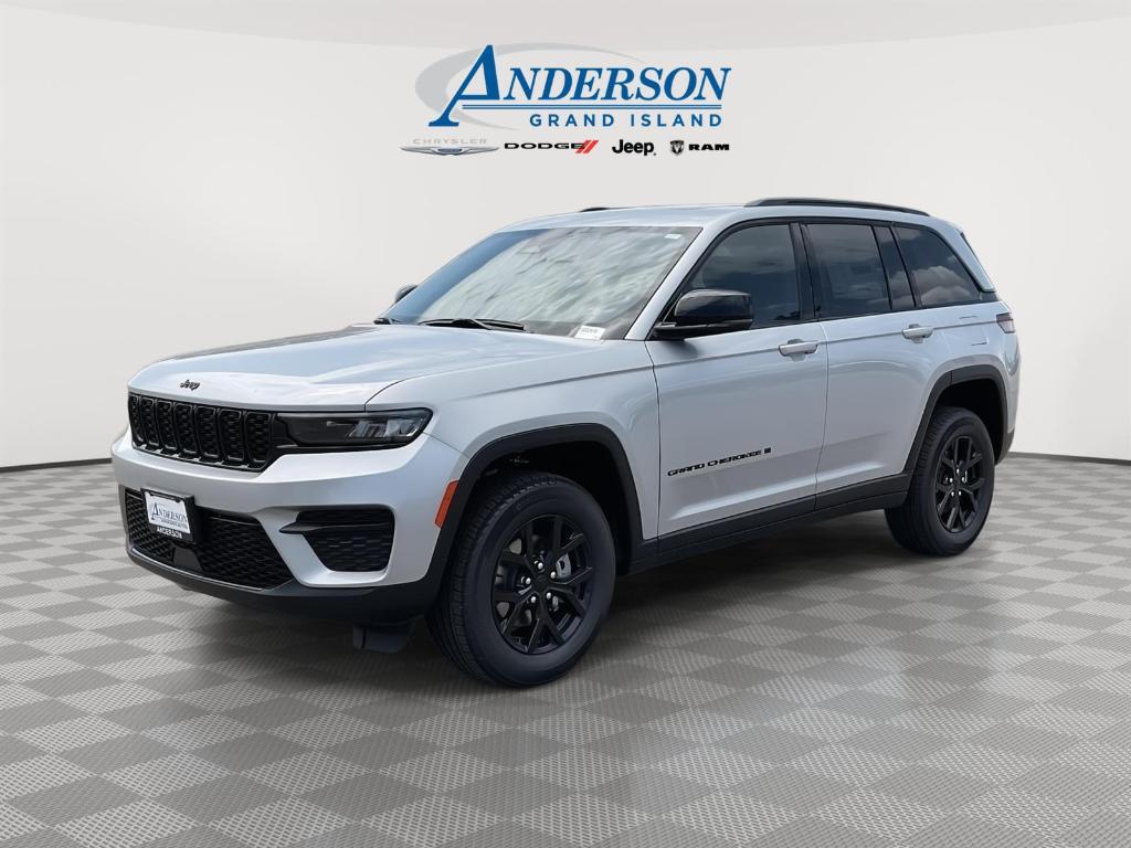 new 2025 Jeep Grand Cherokee car, priced at $41,853