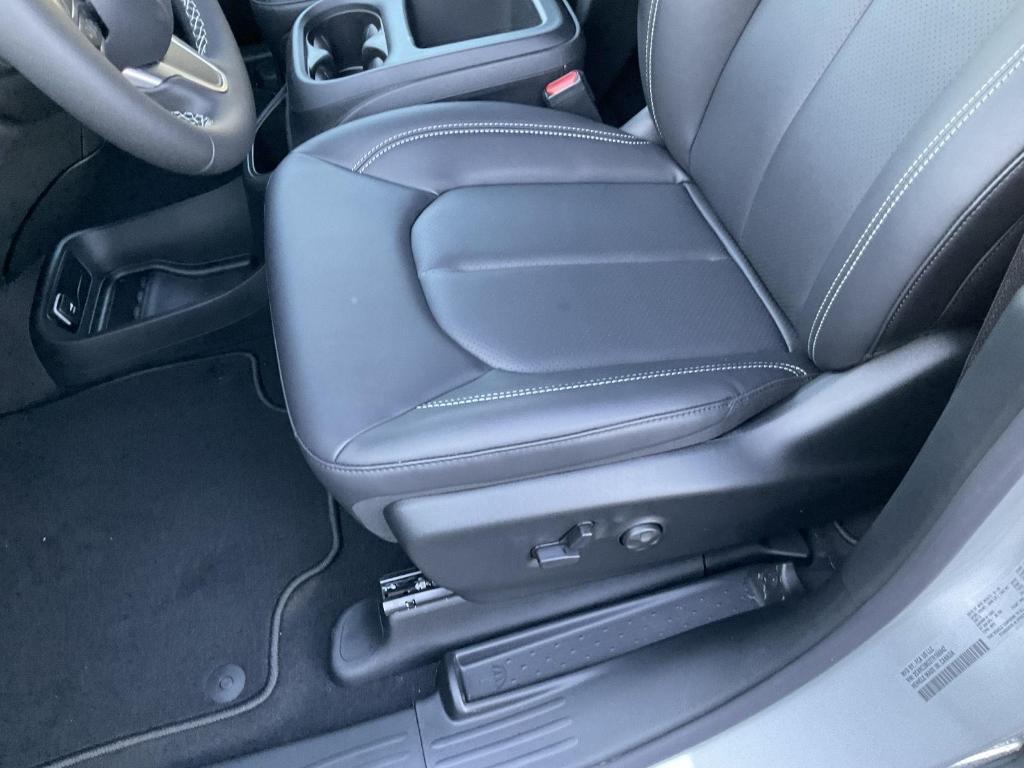 new 2026 Chrysler Pacifica car, priced at $48,555