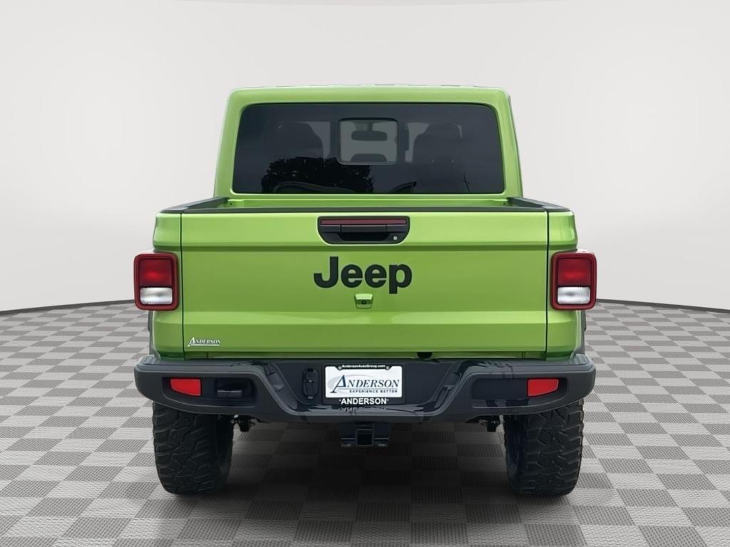 new 2025 Jeep Gladiator car, priced at $45,425